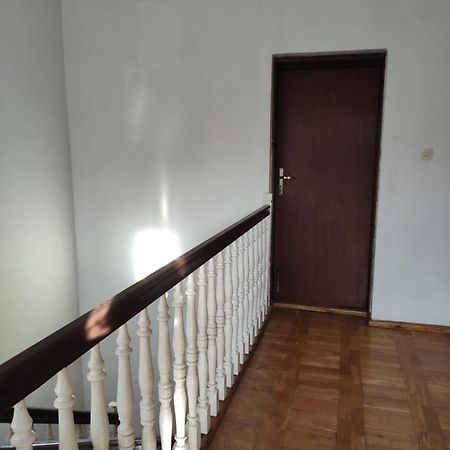 Popularna Guest Home Varşova Dış mekan fotoğraf